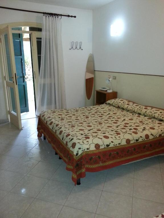Albergo Ristorante Lucciola Santo Stefano al Mare Phòng bức ảnh